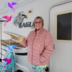 Meet your Posher, Linda